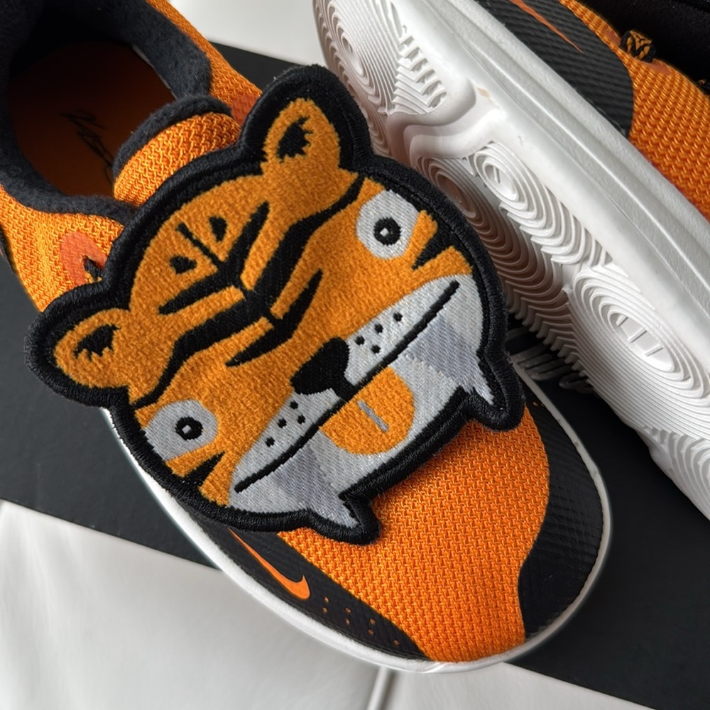 Nike Kevin Durant XI kid shoe 10C - Picture 10 of 12